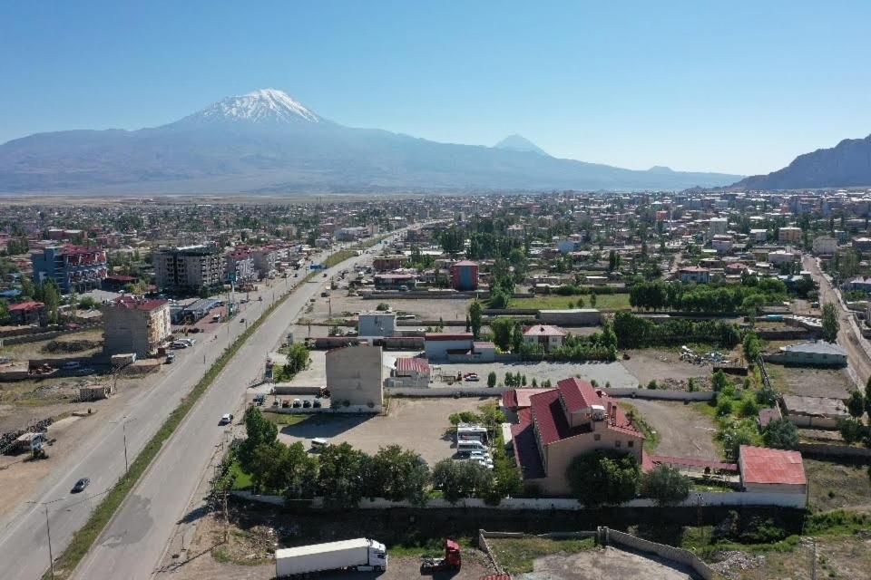 Butik Ertur Hotel Doğubayazıt Екстериор снимка